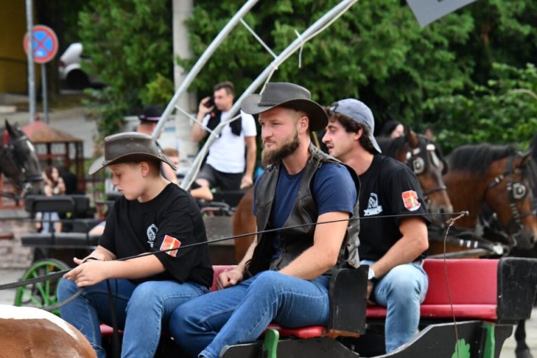 FOTO Prva noćna Alka održana na Kalniku