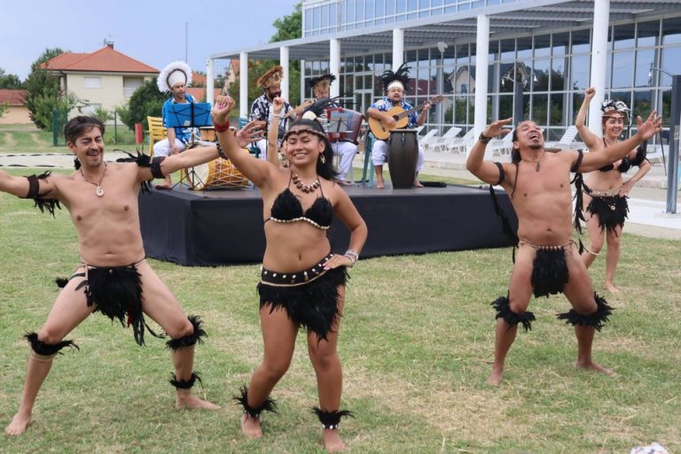 Bazeni Cerine ugostili folklornu skupinu Mahia Rapa Nui s Uskršnjeg otoka u Čileu