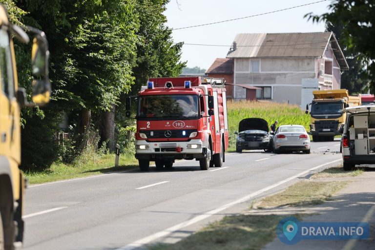 FOTO Sudarila se tri automobila u Reki pored Koprivnice