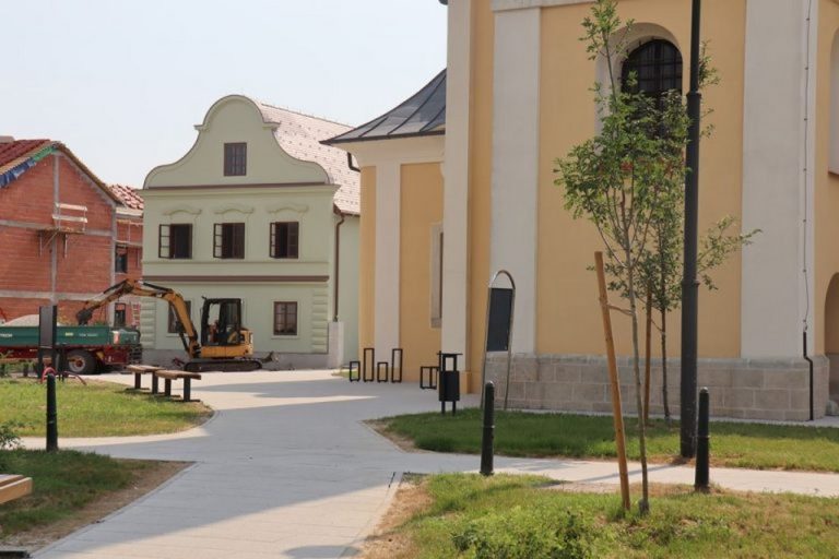 Posađeno 211 stabala i uređeni javni prostori, završava veliki projekt u Koprivnici