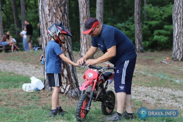 FOTO U hostelu Borik održan off road kamp Mali gromovi