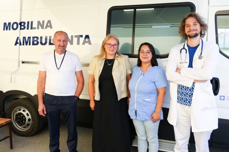 FOTO Mobilna ambulanta stiže u svaki kutak Podravine i Prigorja, istražili smo kako funkcionira. ‘Pacijentima smo dostupniji nego ikad’