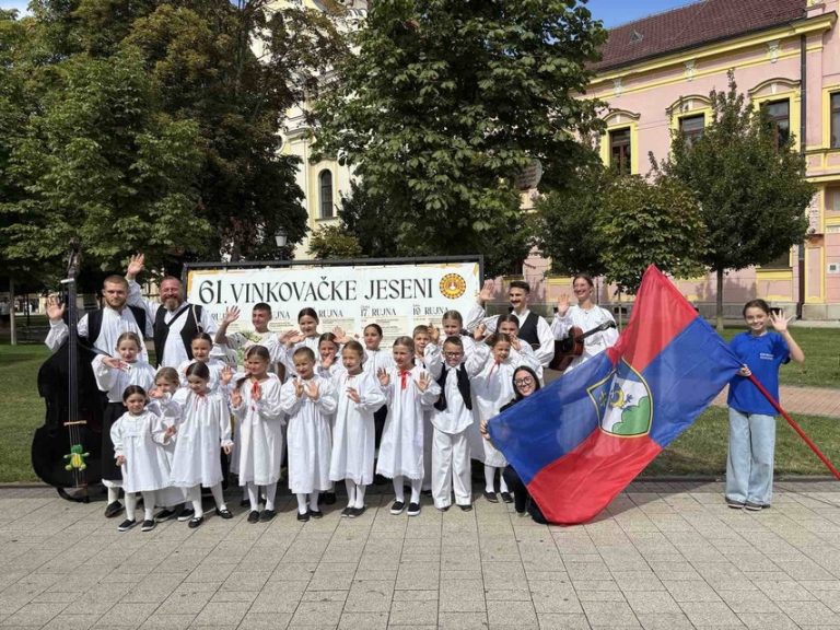 FOTO Mali Rudari predstavili Koprivničko-križevačku županiju na Vinkovačkim jesenima