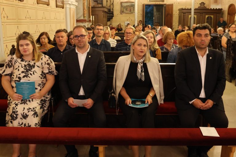 FOTO Marko Đurakić oduševio koprivničku publiku izvedbama na obnovljenim orguljama