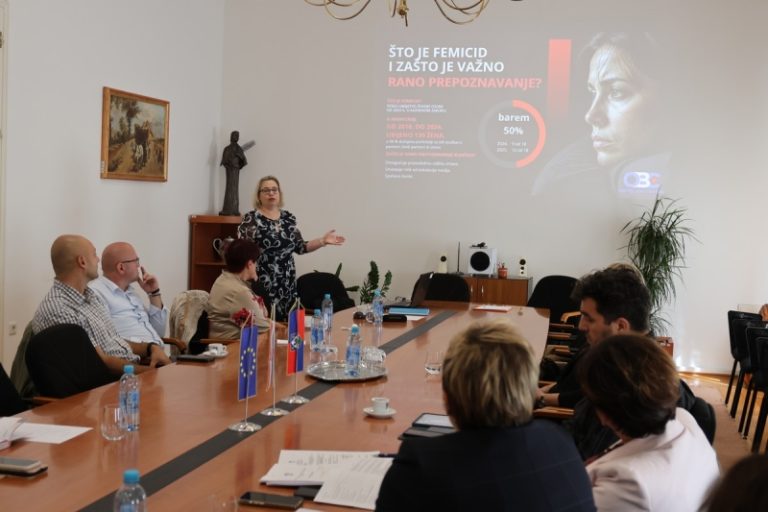 FOTO Županijski tim za sprečavanje nasilja raspravljao o femicidu, međuresornoj suradnji i podršci žrtvama
