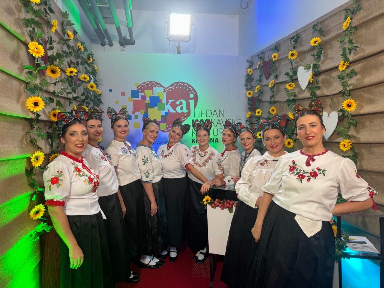 FOTO Đurđevčice zapjevale na velikoj pozornici Krapinskog festivala