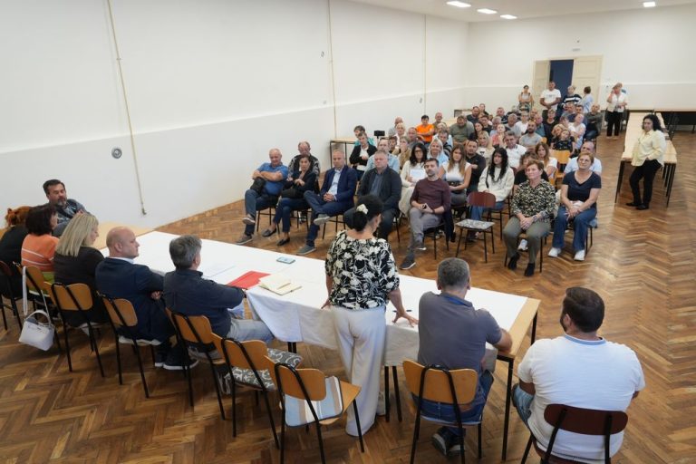 Održan Zbor građana u Reki, nakon završetka radova na pruzi slijedi cjelovita obnova oštećenih ulica