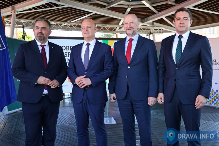 FOTO Otvoren 28. Obrtnički i gospodarski sajam, župan Golubić: ‘Ono što ćete ovdje pronaći djelo je ruku naših domaćih ljudi’
