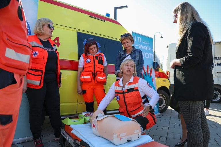[FOTO] SVJETSKI DAN SRCA Provjerili smo brinu li građani za svoje zdravlje: Čovjek ni ne zna što sve možda nosi u sebi