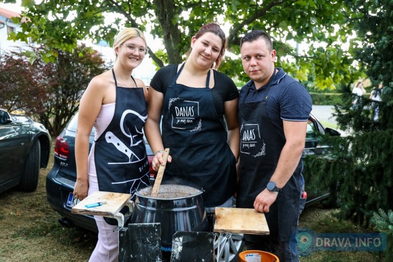 FOTO Gulaš, druženje i dobra glazba obilježili Dan općine Drnje