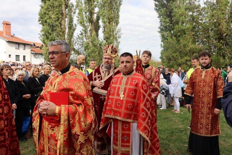 Križevci obilježili sv. Šarbela uz poruku ‘Možda je ovo DAN koji trebaš’