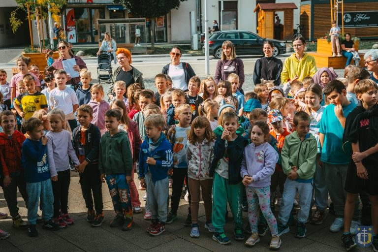 FOTO Križevci otvorili Dječji tjedan, najmlađe čekaju utrka beba, cirkus i još mnogo toga