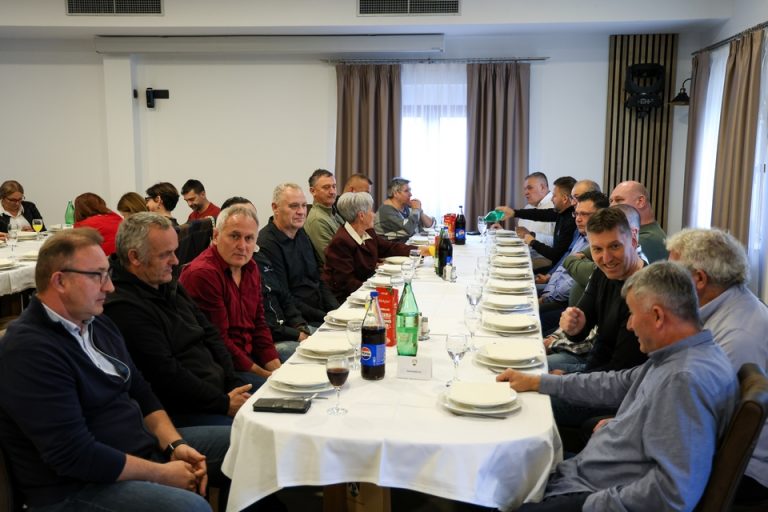 FOTO Primljeni i nagrađeni istaknuti darivatelji krvi: Hvala vam što dokazujete da humanost nije samo riječ, već i djelo