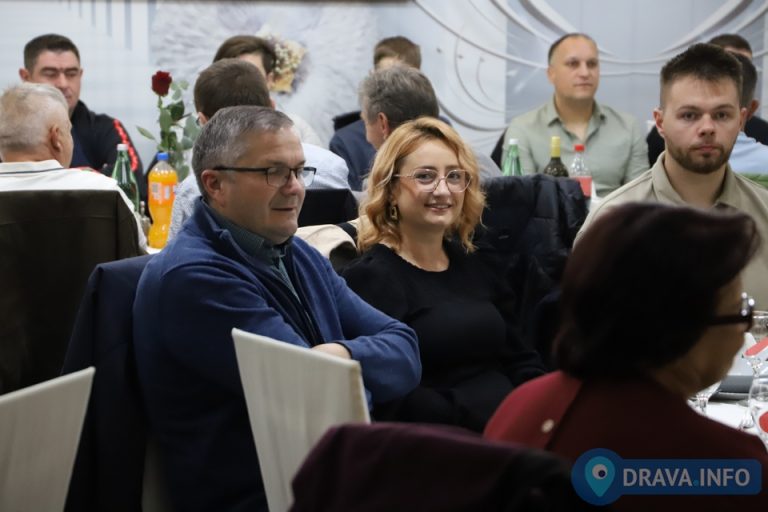 FOTO U Đurđevcu istaknuti i nagrađeni darivatelji krvi