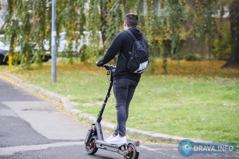 Električni romobil na meti mladog kradljivca