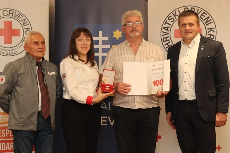 FOTO U Križevcima održan prijem za višestruke darivatelje krvi, evo tko je sve nagrađen