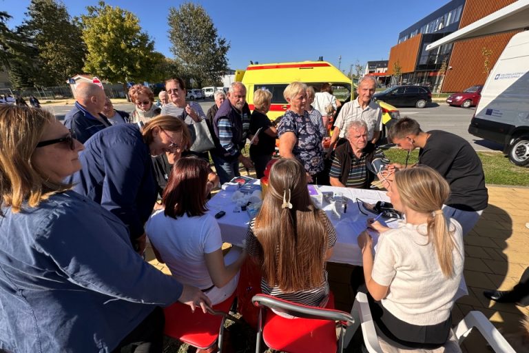 Đurđevac obilježio Dan srca i Međunarodni dan starijih uz zdravstvena mjerenja i edukaciju